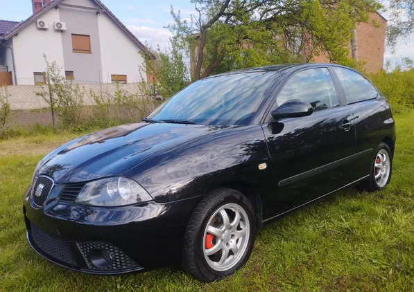 seat wielkopolskie Seat Ibiza cena 9900 przebieg: 250000, rok produkcji 2007 z Leszno